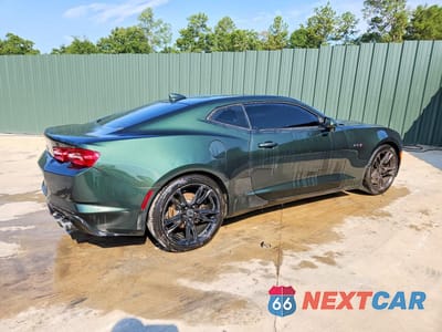 Trzecie zdjęcie samochodu z tyłu: 2020 CHEVROLET CAMARO LZ VIN:1G1FF1R77L0105386 - miniatura