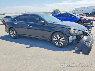 Czwarte zdjęcie samochodu z boku: 2021 NISSAN ALTIMA 2.5 SV VIN:1N4BL4DV7MN335137 - miniatura