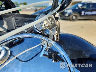 Zdjęcie 8 z 9 samochodu: 2006 HARLEY-DAVIDSON FLHXI VIN:1HD1KBW136Y676381 - miniatura