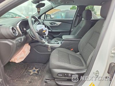 Zdjęcie 7 z 13 samochodu: 2021 CHEVROLET BLAZER 2LT VIN:3GNKBCRS5MS564287 - miniatura