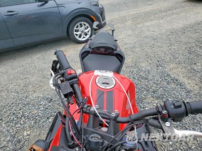 Piąte zdjęcie samochodu w środku: 2017 HONDA CB500 F VIN:MLHPC4510H5400005 - miniatura