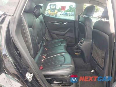 Zdjęcie 11 z 13 samochodu: 2017 MASERATI LEVANTE VIN:ZN661XUA7HX237671 - miniatura