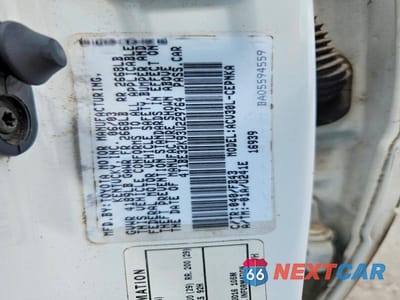 Zdjęcie 12 z 12 samochodu: 2003 TOYOTA CAMRY LE VIN:4T1BE32K93U229764 - miniatura