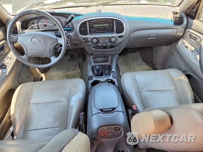 Zdjęcie 8 z 13 samochodu: 2003 TOYOTA SEQUOIA LIMITED VIN:5TDBT48A23S158586 - miniatura
