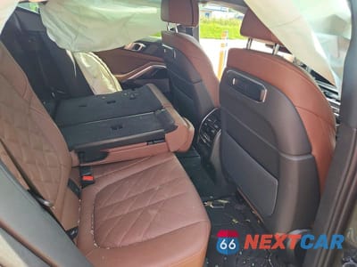 Zdjęcie 10 z 12 samochodu: 2025 BMW X6 XDRIVE40I VIN:5UX33EX06S9Z93458 - miniatura