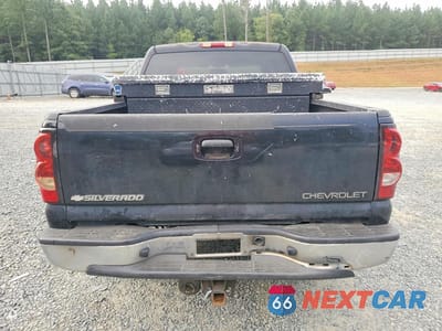 Zdjęcie 6 z 12 samochodu: 2004 CHEVROLET SILVERADO C1500 VIN:2GCEC13TX41413322 - miniatura