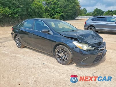 Czwarte zdjęcie samochodu z boku: 2015 TOYOTA CAMRY XSE VIN:4T1BF1FK9FU480431 - miniatura