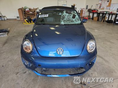Piąte zdjęcie samochodu w środku: 2019 VOLKSWAGEN BEETLE S VIN:3VW5DAAT5KM506039 - miniatura