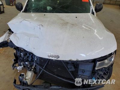 Zdjęcie 12 z 13 samochodu: 2018 JEEP GRAND CHEROKEE LIMITED VIN:1C4RJFBG2JC509041 - miniatura