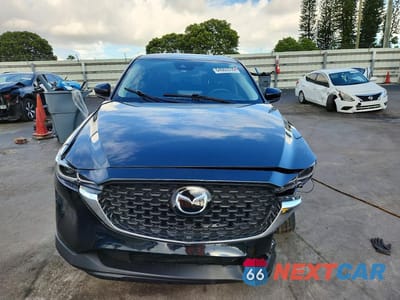Piąte zdjęcie samochodu w środku: 2023 MAZDA CX-5 VIN:JM3KFBAM6P0276818 - miniatura