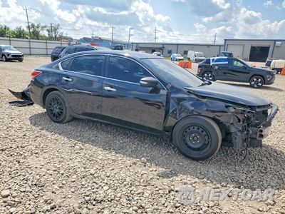 Czwarte zdjęcie samochodu z boku: 2015 NISSAN ALTIMA 2.5 S VIN:1N4AL3AP8FC149682 - miniatura
