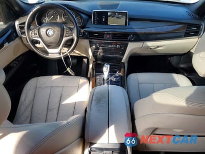 Zdjęcie 8 z 13 samochodu: 2017 BMW X5 XDR40E VIN:5UXKT0C3XH0V96878 - miniatura