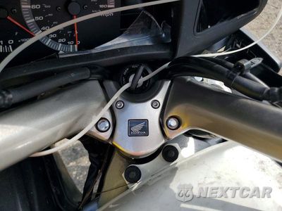 Zdjęcie 8 z 9 samochodu: 2017 HONDA ST1300 PA VIN:JH2SC5158HK500051 - miniatura