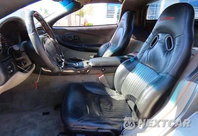 Zdjęcie 9 z 10 samochodu: 2004 CHEVROLET CORVETTE VIN:1G1YY22G845113763 - miniatura