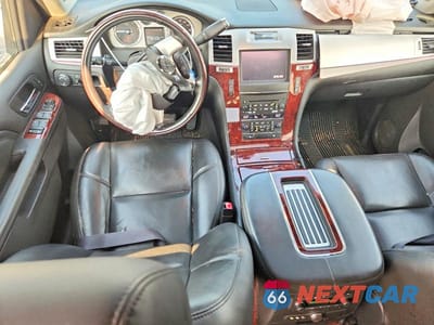 Zdjęcie 8 z 13 samochodu: 2013 CADILLAC ESCALADE PREMIUM VIN:1GYS4CEF9DR353683 - miniatura