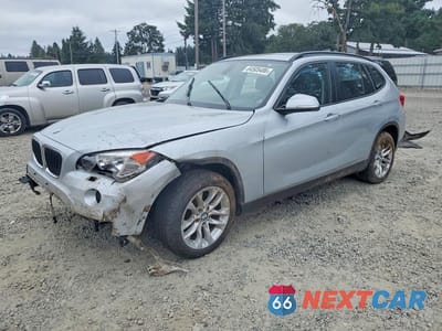 2015 BMW X1 XDRIVE28I WBAVL1C56FVY34079 - główne zdjęcie licytacji z USA - miniatura