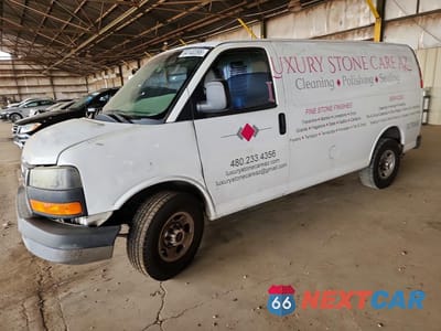 2015 GMC SAVANA G2500 1GTW7FCF2F1901981 - główne zdjęcie licytacji z USA - miniatura