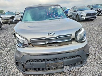 Piąte zdjęcie samochodu w środku: 2017 KIA SOUL BASE VIN:KNDJN2A25H7458119 - miniatura