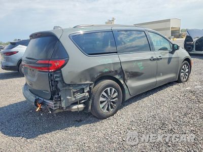 Trzecie zdjęcie samochodu z tyłu: 2022 CHRYSLER PACIFICA HYBRID TOURING L VIN:2C4RC1L74NR121057 - miniatura
