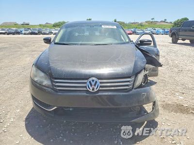Piąte zdjęcie samochodu w środku: 2014 VOLKSWAGEN PASSAT SE VIN:1VWBH7A33EC018756 - miniatura