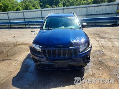 Piąte zdjęcie samochodu w środku: 2017 JEEP COMPASS SPORT VIN:1C4NJDBB0HD101567 - miniatura
