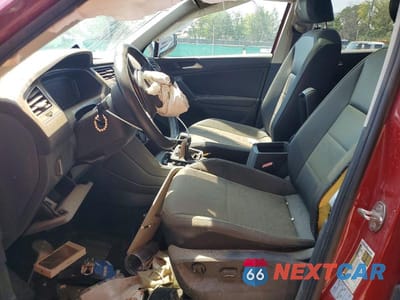 Zdjęcie 7 z 13 samochodu: 2020 VOLKSWAGEN TIGUAN SE VIN:3VV2B7AX4LM145438 - miniatura