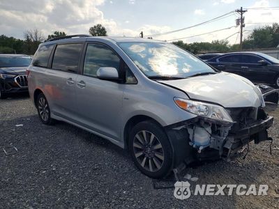 Czwarte zdjęcie samochodu z boku: 2019 TOYOTA SIENNA LE VIN:5TDJZ3DC5KS226227 - miniatura