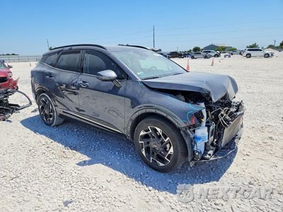 Czwarte zdjęcie samochodu z boku: 2025 KIA SPORTAGE SX PRESTIGE VIN:5XYK53DF7SG243604 - miniatura