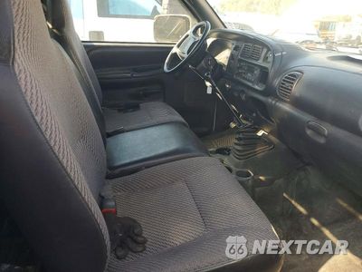 Zdjęcie 7 z 11 samochodu: 2001 DODGE RAM 3500 VIN:3B7MC36611M562607 - miniatura