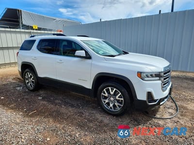 Czwarte zdjęcie samochodu z boku: 2023 GMC ACADIA SLT VIN:1GKKNML4XPZ250825 - miniatura