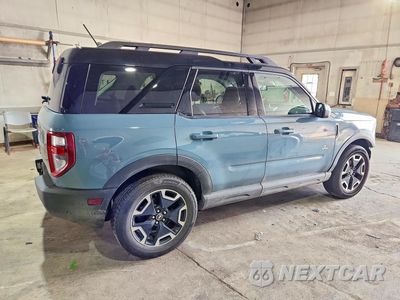 Trzecie zdjęcie samochodu z tyłu: 2022 FORD BRONCO SPORT OUTER BANKS VIN:3FMCR9C65NRD12289 - miniatura