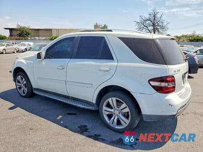 Drugie zdjęcie samochodu z przodu: 2009 MERCEDES-BENZ ML 350 VIN:4JGBB86E39A530700 - miniatura