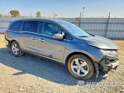 Czwarte zdjęcie samochodu z boku: 2019 HONDA ODYSSEY EX VIN:5FNRL6H57KB043062 - miniatura