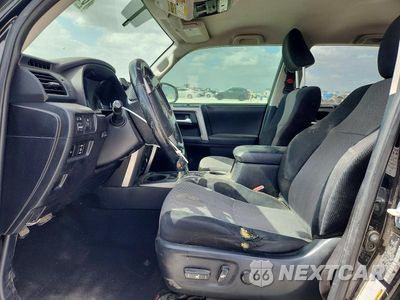 Zdjęcie 7 z 13 samochodu: 2014 TOYOTA 4RUNNER SR5 VIN:JTEZU5JR7E5066265 - miniatura