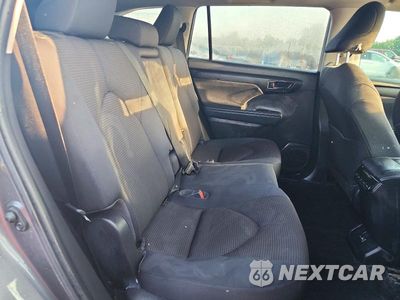 Zdjęcie 11 z 14 samochodu: 2023 TOYOTA HIGHLANDER LE VIN:5TDKDRBH6PS005036 - miniatura