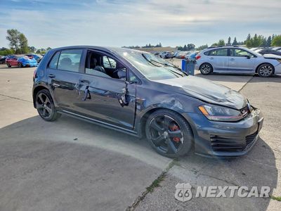 Czwarte zdjęcie samochodu z boku: 2015 VOLKSWAGEN GTI VIN:3VW4T7AU8FM032541 - miniatura