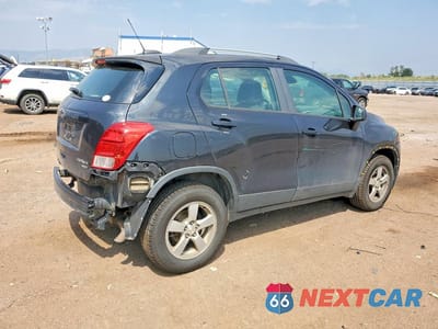 Trzecie zdjęcie samochodu z tyłu: 2015 CHEVROLET TRAX 1LS VIN:KL7CJPSB8FB104019 - miniatura