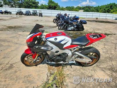 Trzecie zdjęcie samochodu z tyłu: 2014 HONDA CBR1000 S VIN:JH2SC5963EK300266 - miniatura