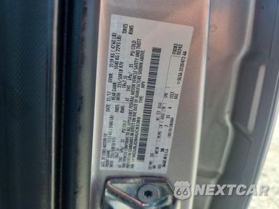 Zdjęcie 13 z 13 samochodu: 2017 FORD ESCAPE TITANIUM VIN:1FMCU9JD9HUC83389 - miniatura