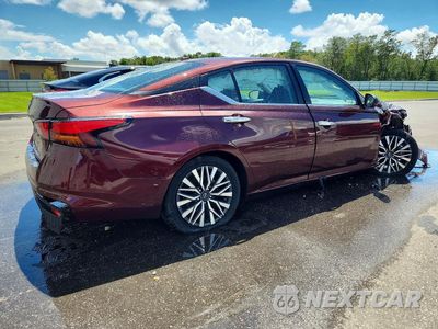 Trzecie zdjęcie samochodu z tyłu: 2025 NISSAN ALTIMA SV VIN:1N4BL4DV0SN364816 - miniatura