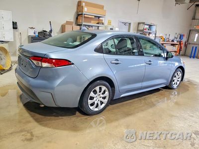 Trzecie zdjęcie samochodu z tyłu: 2021 TOYOTA COROLLA LE VIN:5YFEPMAEXMP161826 - miniatura