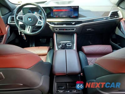 Zdjęcie 8 z 14 samochodu: 2024 BMW X6 M60I VIN:5UX43EX04R9S83263 - miniatura