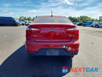 Zdjęcie 6 z 12 samochodu: 2017 KIA RIO LX VIN:KNADM4A31H6048313 - miniatura