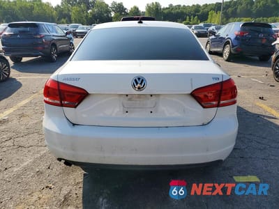 Zdjęcie 6 z 12 samochodu: 2014 VOLKSWAGEN PASSAT S VIN:1VWAT7A30EC039803 - miniatura
