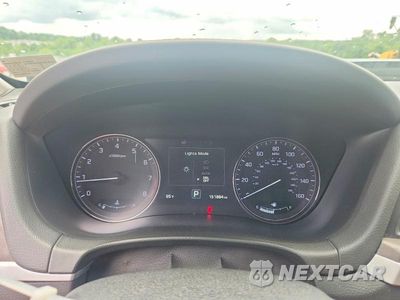 Zdjęcie 9 z 12 samochodu: 2015 HYUNDAI GENESIS 5.0L VIN:KMHGN4JFXFU026872 - miniatura