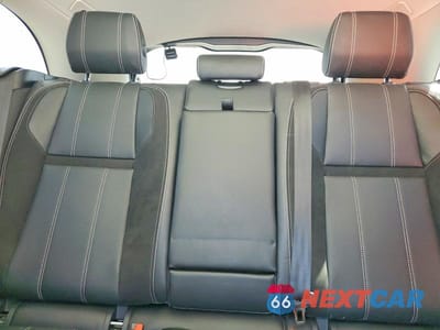 Zdjęcie 10 z 13 samochodu: 2019 LAND ROVER RANGE ROVER VELAR S VIN:SALYB2EV8KA799237 - miniatura