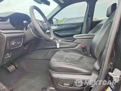 Zdjęcie 7 z 13 samochodu: 2025 JEEP GRAND CHEROKEE LAREDO VIN:1C4RJGAG7S8792340 - miniatura