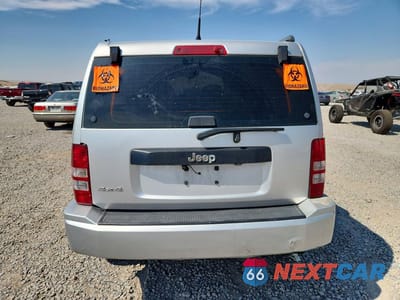 Zdjęcie 6 z 12 samochodu: 2011 JEEP LIBERTY SPORT VIN:1J4PN2GK9BW553260 - miniatura