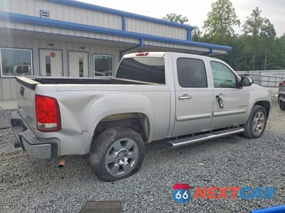 Trzecie zdjęcie samochodu z tyłu: 2010 GMC SIERRA C1500 SLE VIN:3GTRCVE07AG250594 - miniatura