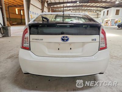 Zdjęcie 6 z 12 samochodu: 2012 TOYOTA PRIUS TWO VIN:JTDKN3DU7C5498455 - miniatura